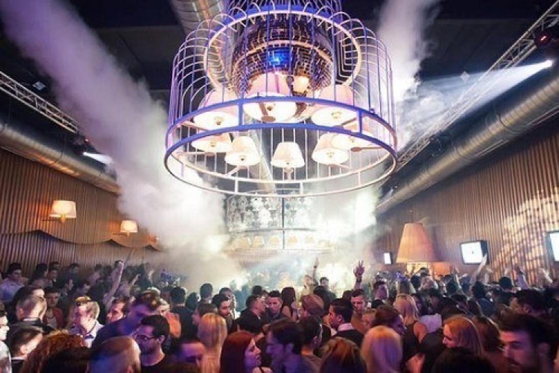 Clubbing - Luxury - 1