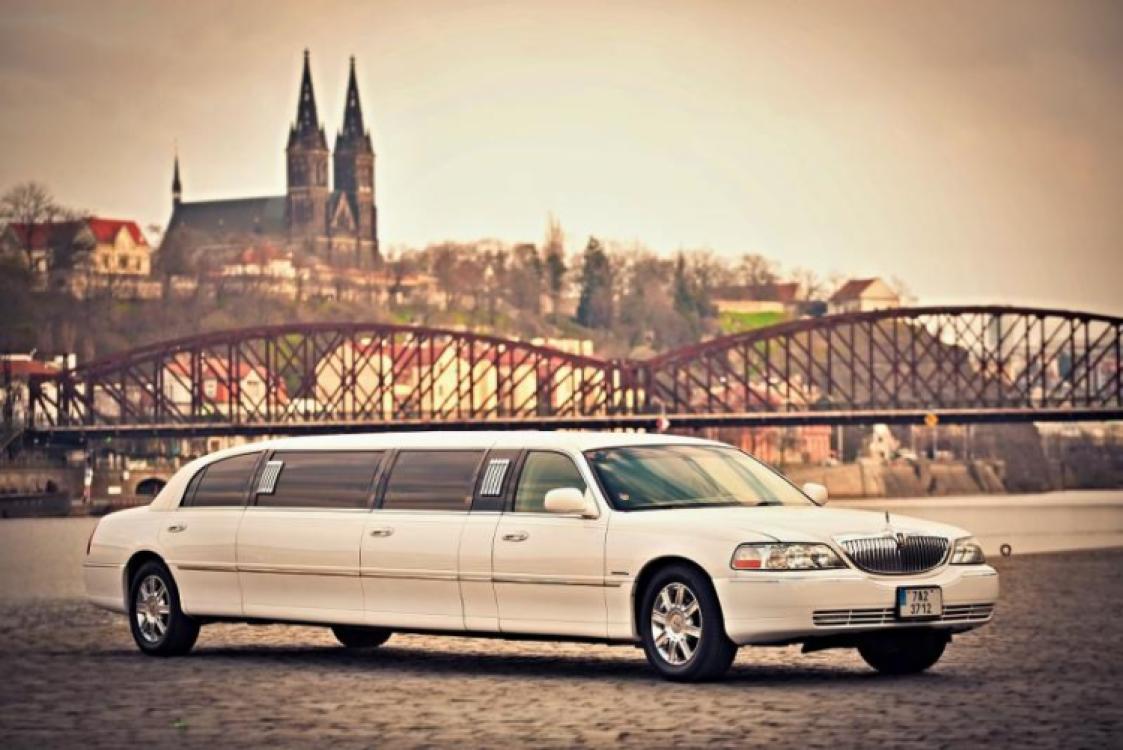 Limo Arrival Airport Transfer - 1