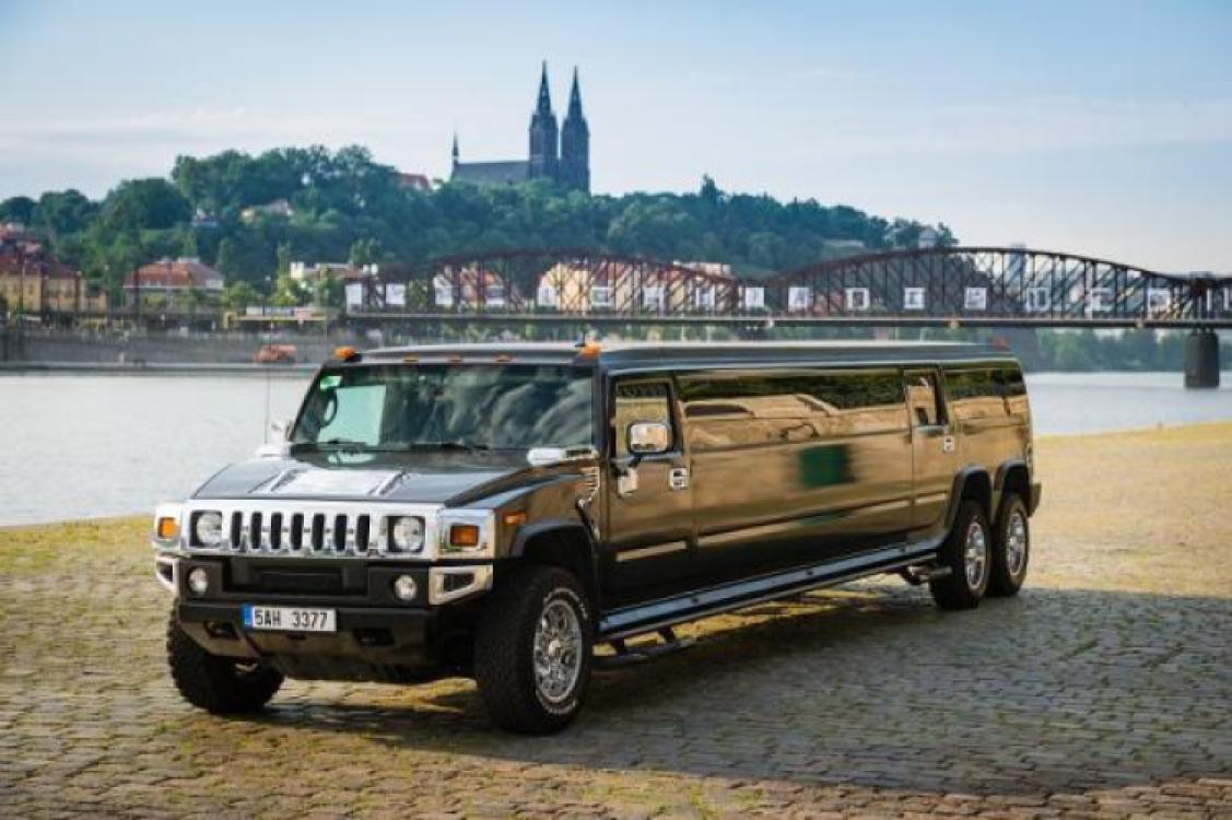 Hummer/Cadillac Arrival Transfer - 1