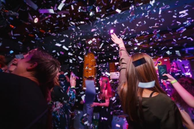 Guided Bar Crawl - 1