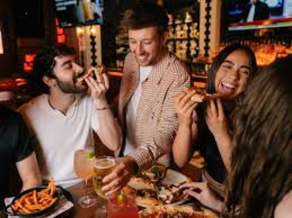 Sip, Sing & Feast - 1