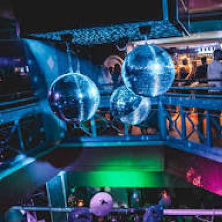 Cocktail Masterclass at Retro