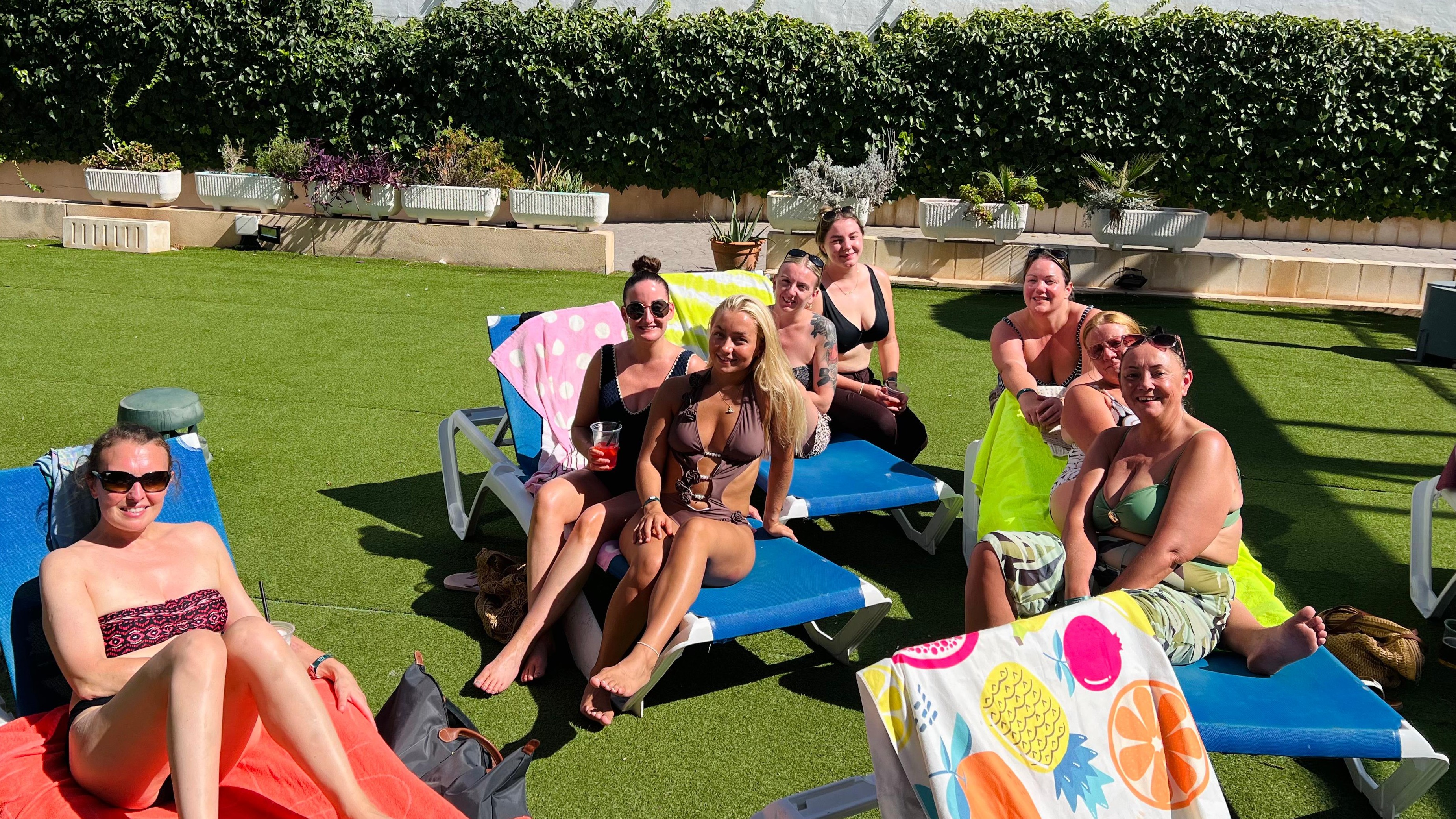 hen group relaxing in a Benidorm apartment